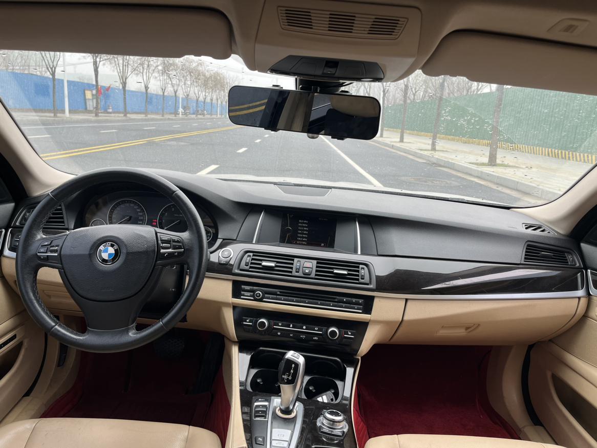 BMW 5 серии 2014 thumb 4