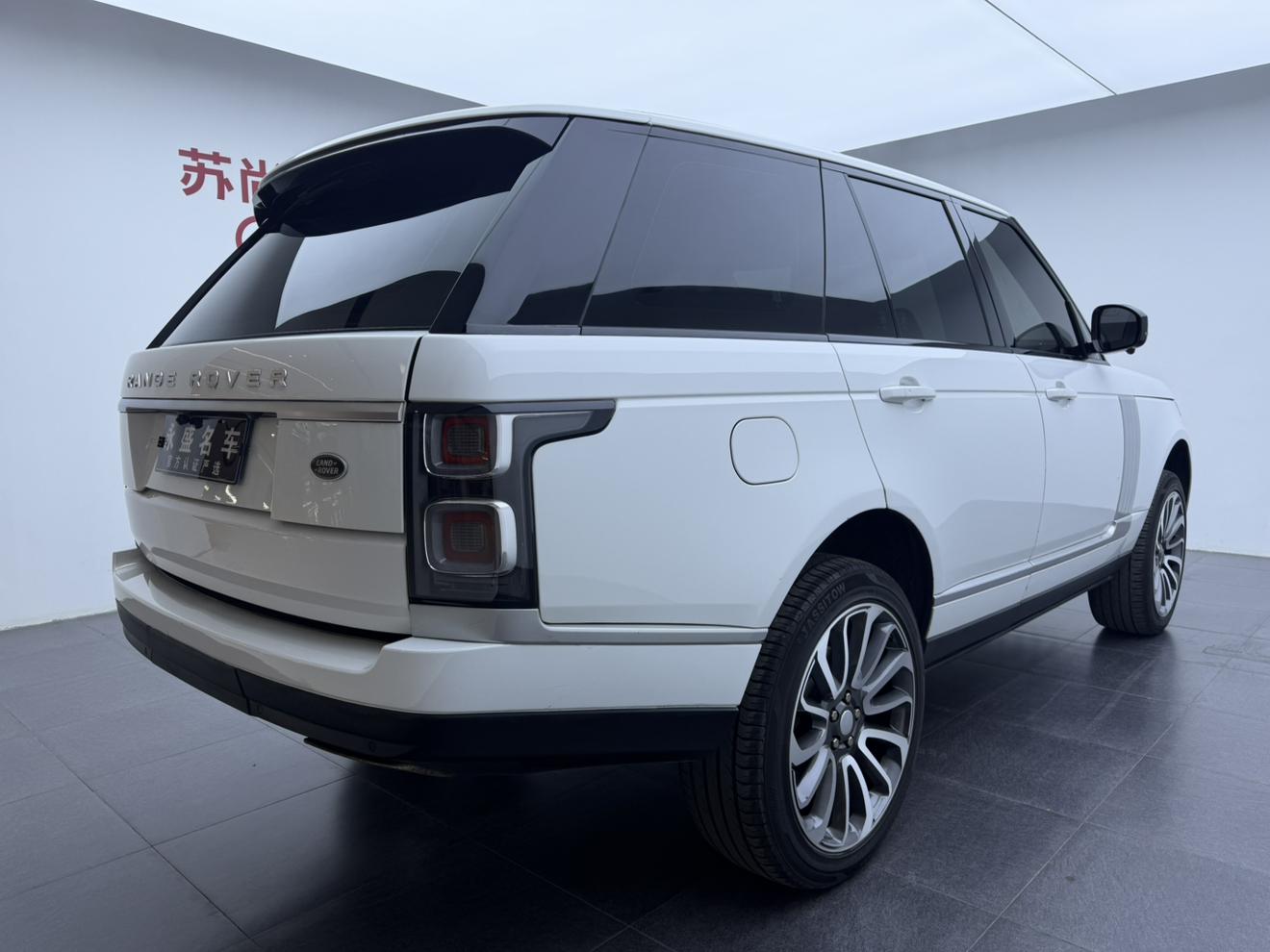 Land Rover Range Rover 2017 thumb 5