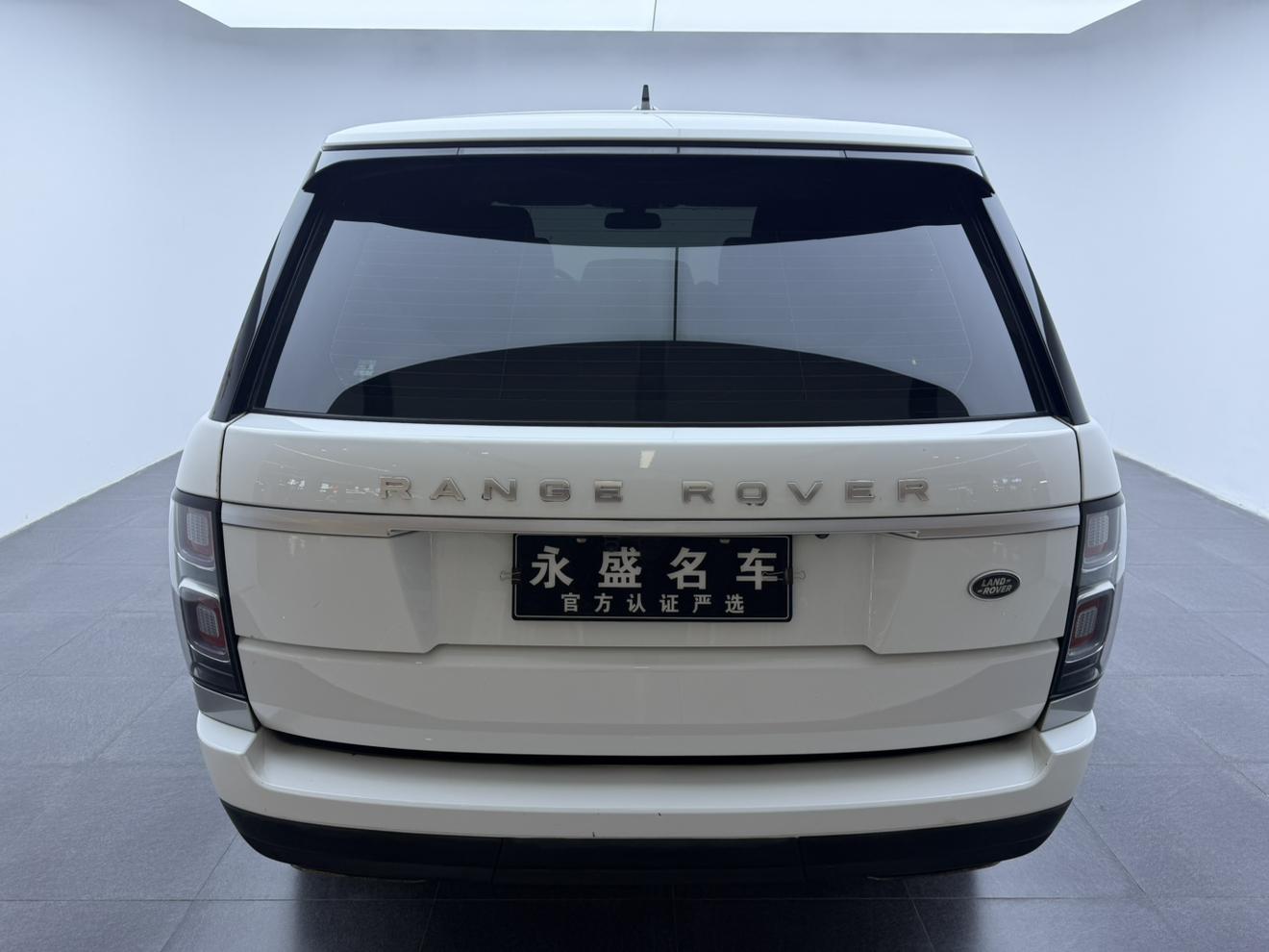 Land Rover Range Rover 2017 thumb 10