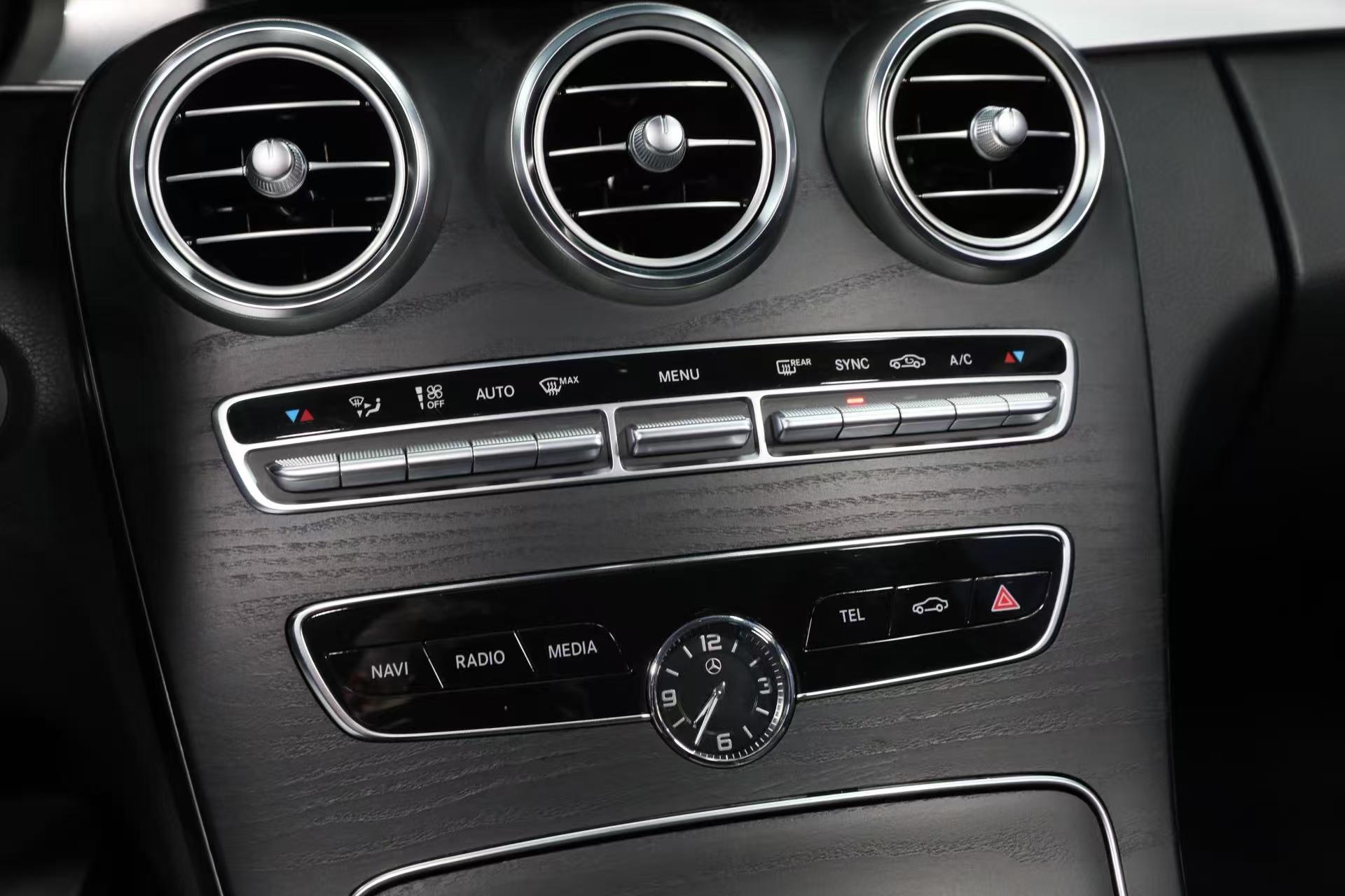 Mercedes-Benz C-Class 2019 thumb 4
