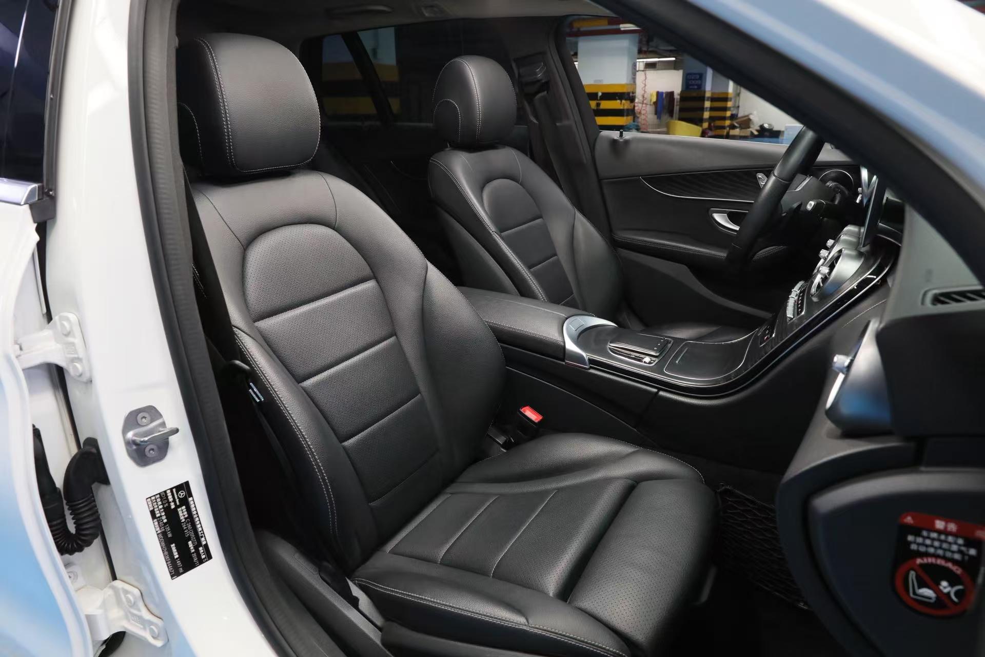 Mercedes-Benz C-Class 2019 thumb 12