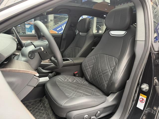 Changan Qiyuan A07 2024 thumb 6