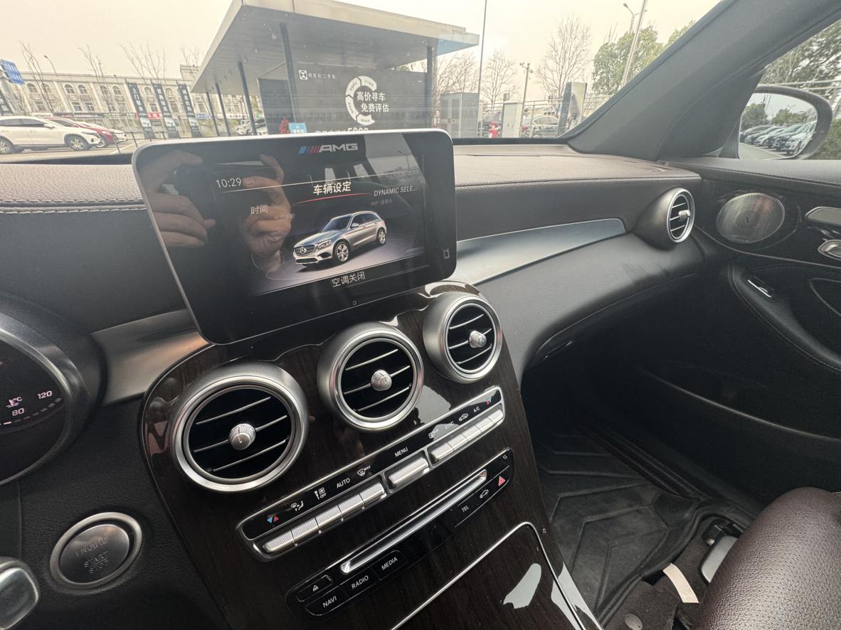 Mercedes-Benz GLC 2018 thumb 10