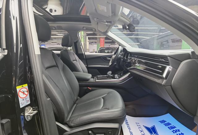 Audi Q7 2020 thumb 5