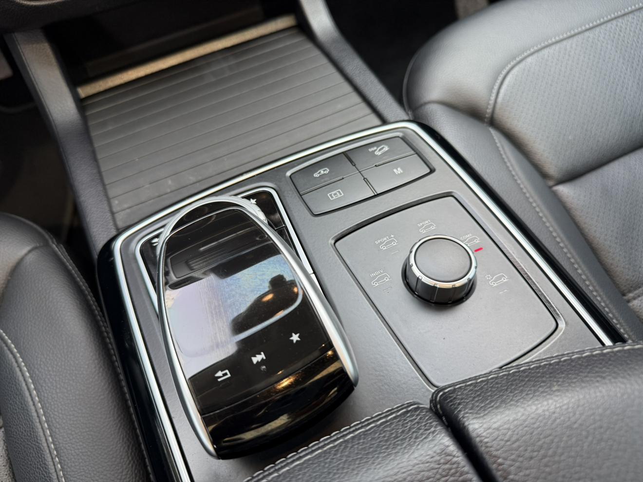 Mercedes-Benz GLE 2017 thumb 10
