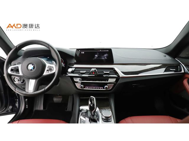 BMW 5 серии 2020 thumb 2