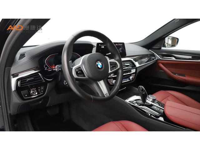 BMW 5 серии 2020 thumb 3
