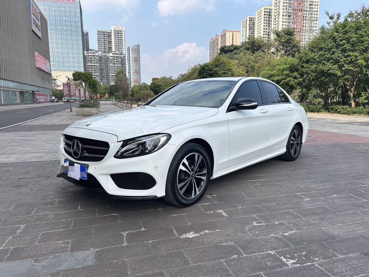 Mercedes-Benz C-Class 2017 thumb 8
