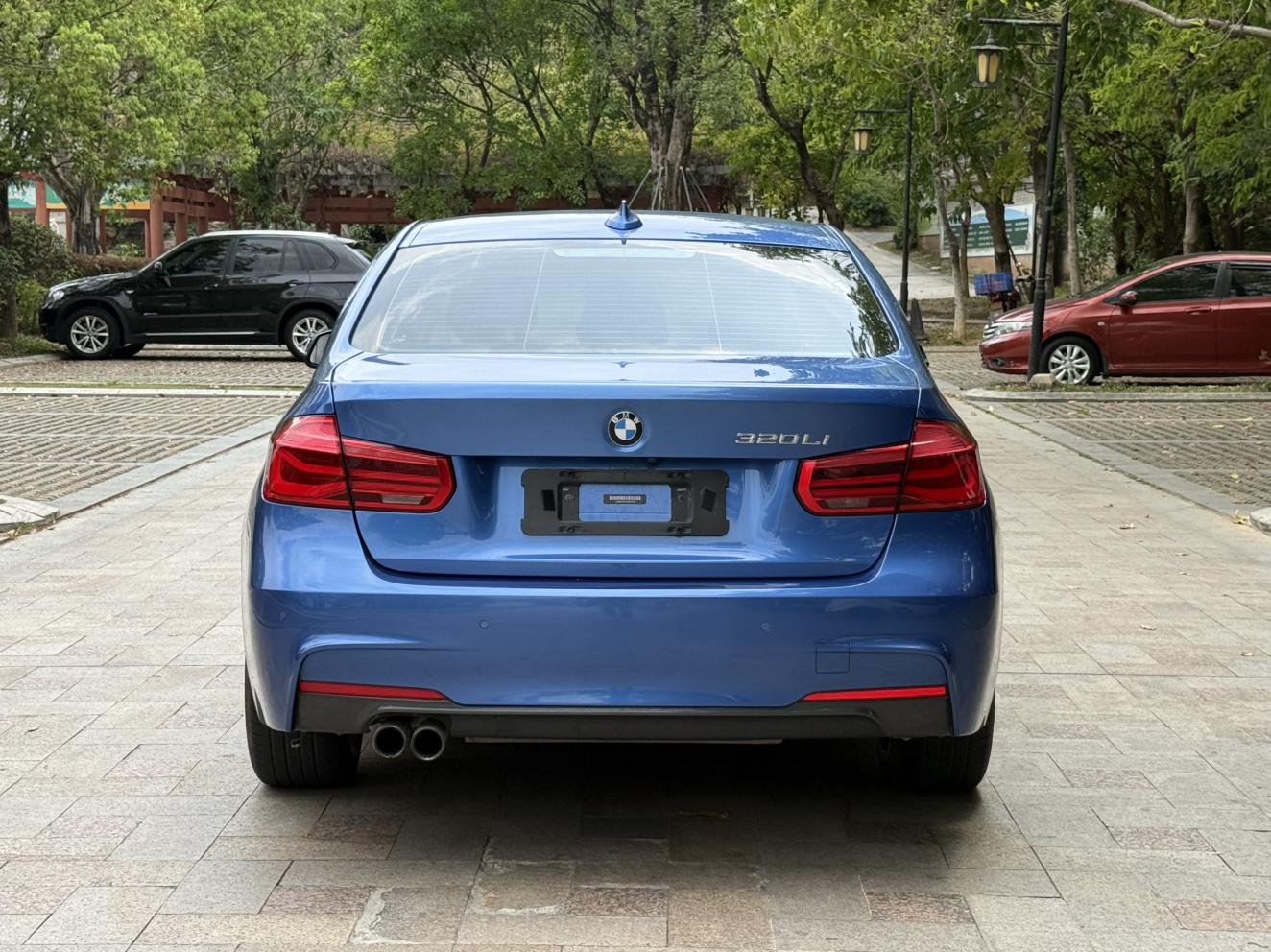 BMW 3 серии 2017 thumb 3
