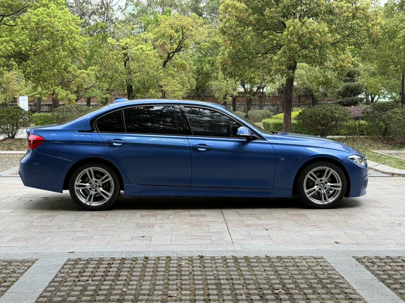 BMW 3 серии 2017 thumb 5