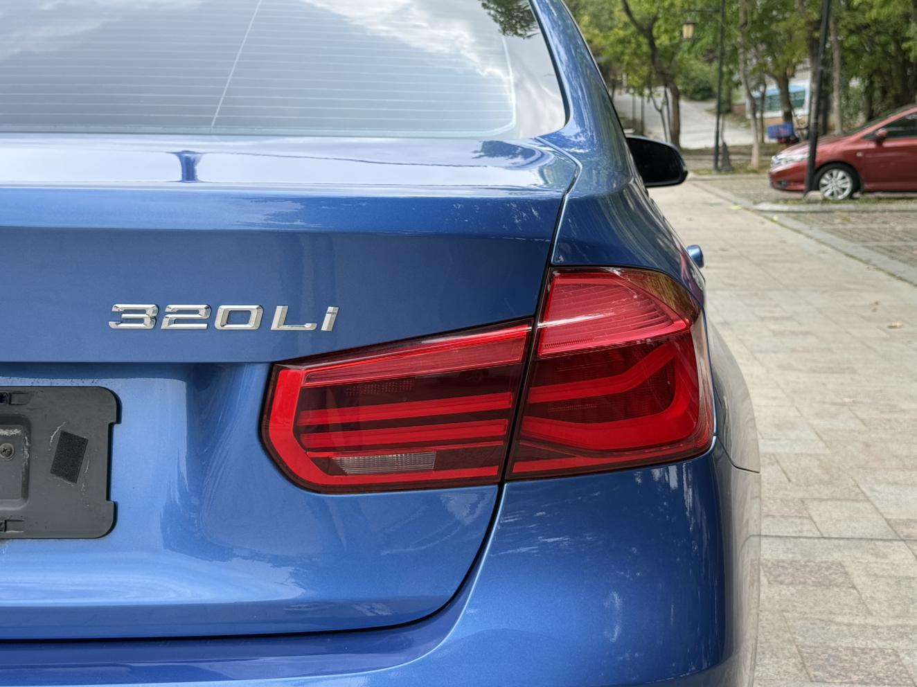 BMW 3 серии 2017 thumb 7