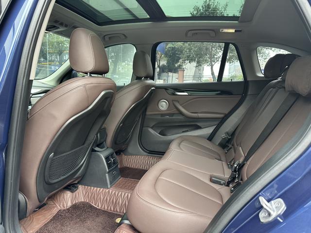 BMW X1 2021 thumb 6