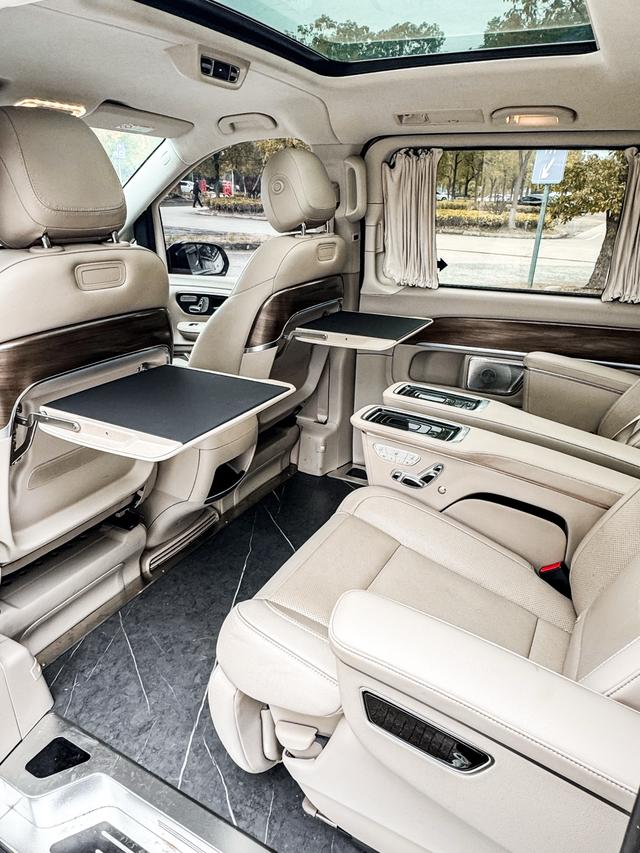 Mercedes-Benz V-Класс 2022 thumb 6