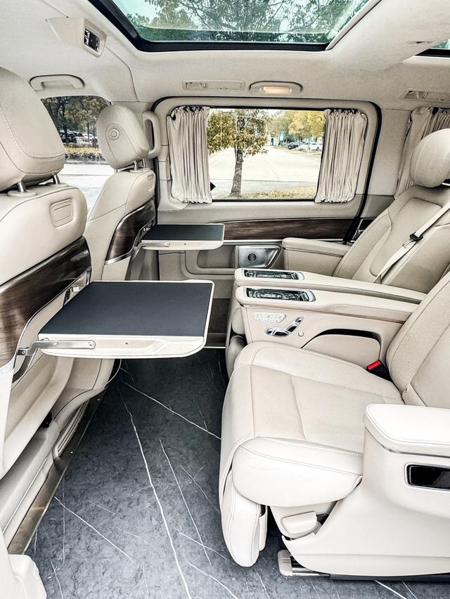 Mercedes-Benz V-Класс 2022 thumb 7
