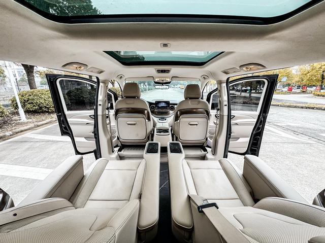 Mercedes-Benz V-Класс 2022 thumb 9