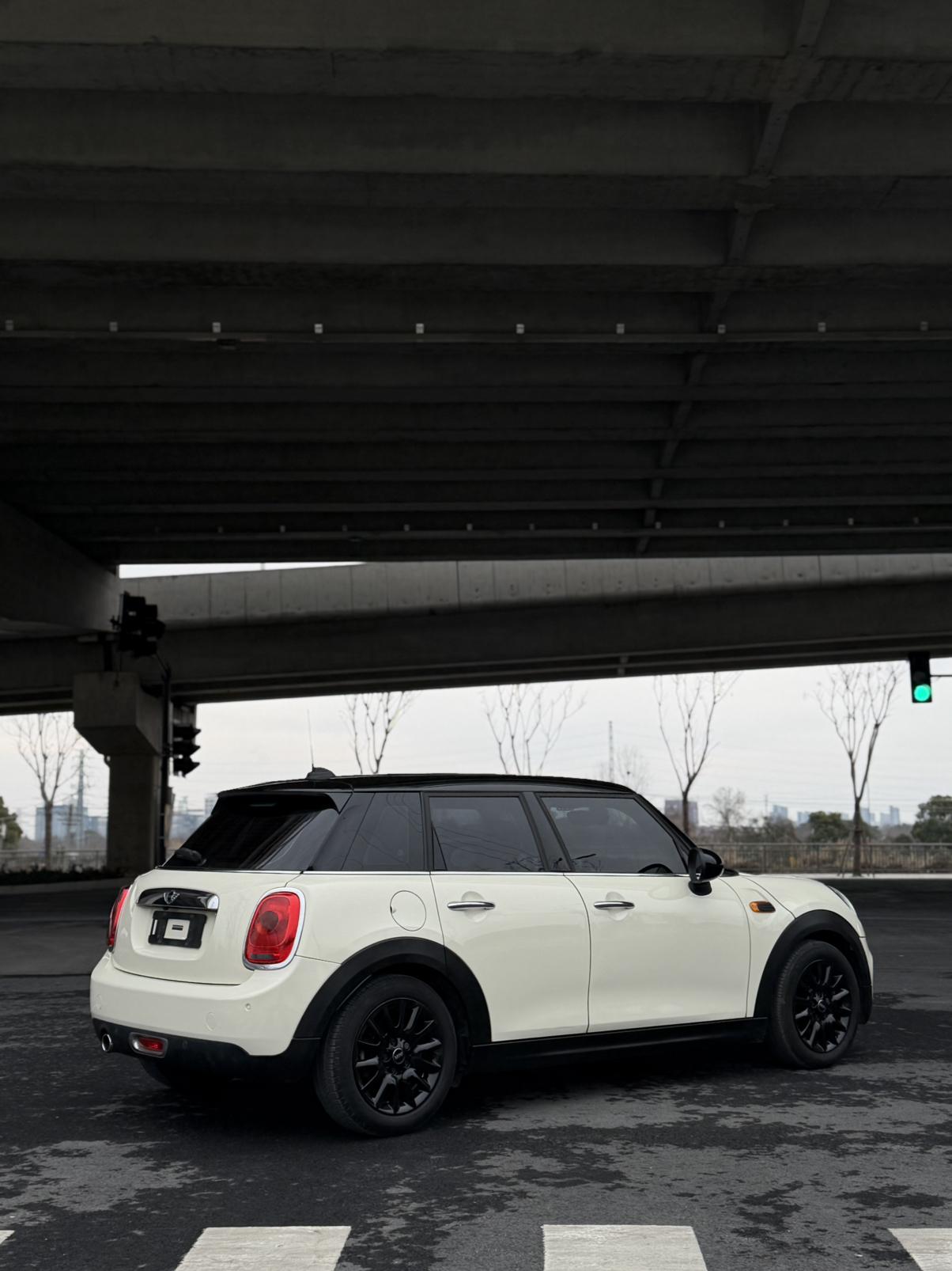 Mini Hatch 2018 thumb 7