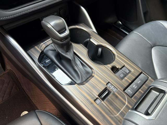 Toyota Highlander 2023 thumb 6
