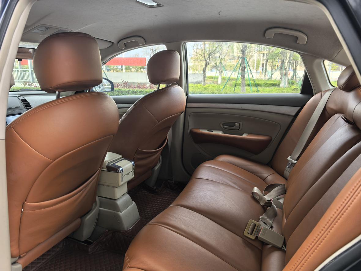 Nissan Sylphy 2014 thumb 7