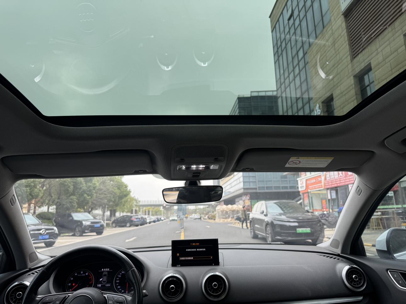 Audi A3 2017 thumb 9