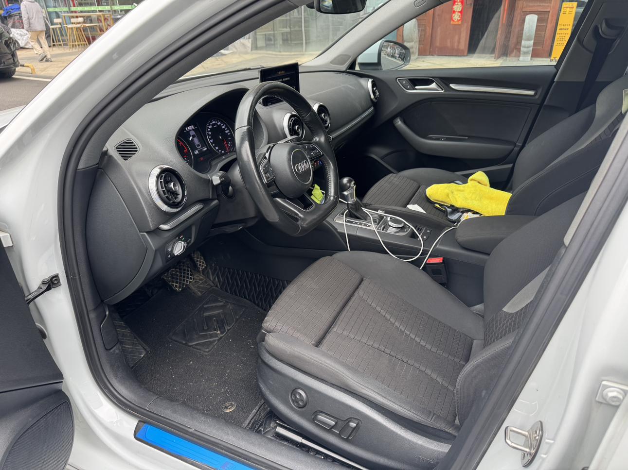 Audi A3 2017 thumb 10