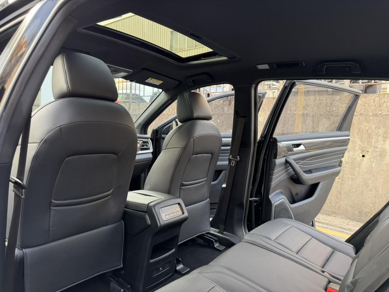 Dongfeng Xiaokang ix7 2021 thumb 6