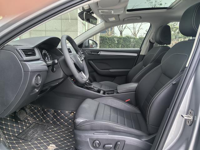 Skoda Superb 2019 thumb 5