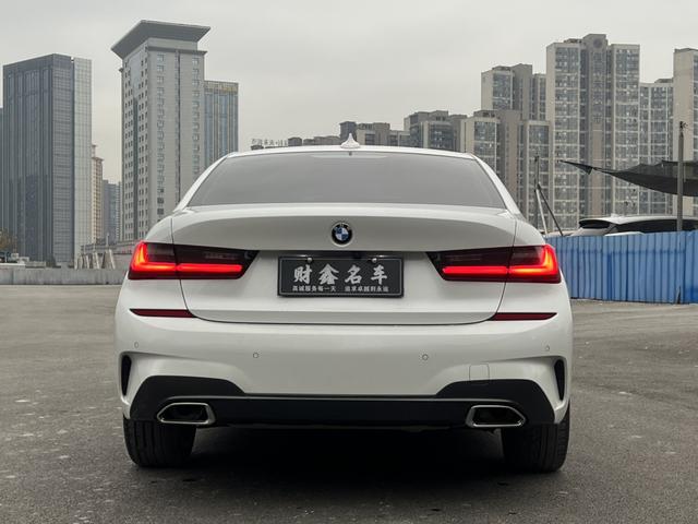 BMW 3 серии 2022 thumb 2