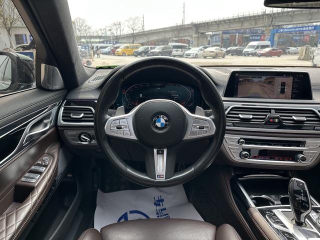 BMW 7 серии 2022 thumb 7