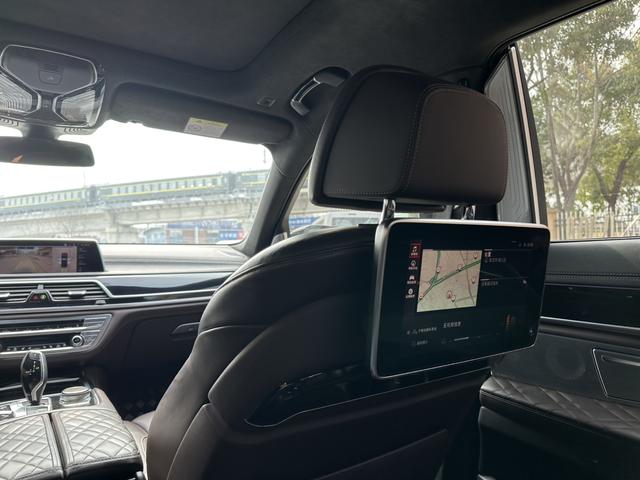 BMW 7 серии 2022 thumb 12
