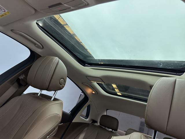 Mercedes-Benz E-Class 2023 thumb 11
