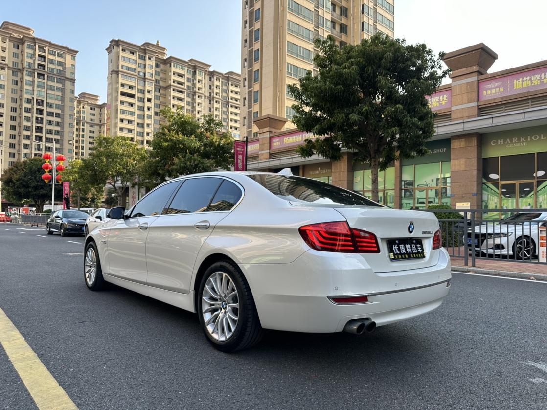 BMW 5 серии 2017 thumb 3