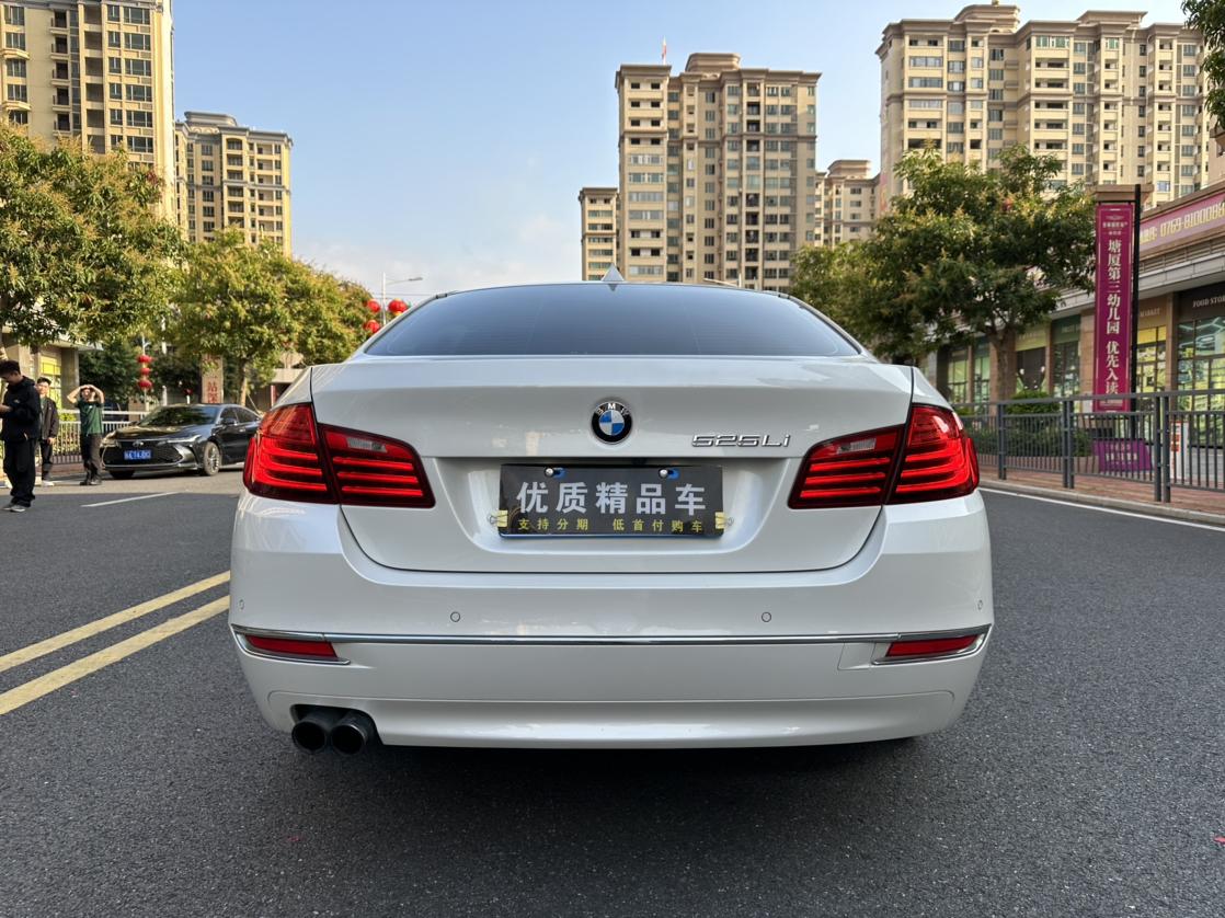 BMW 5 серии 2017 thumb 4