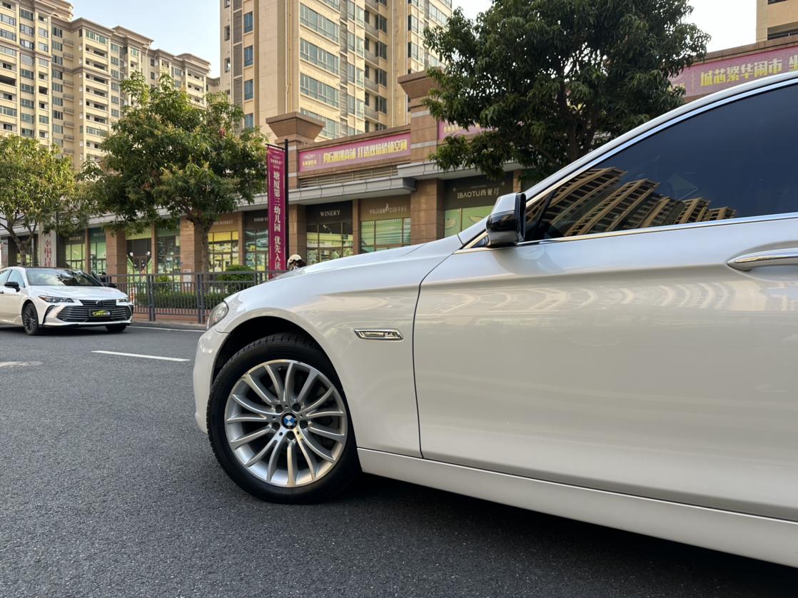 BMW 5 серии 2017 thumb 12