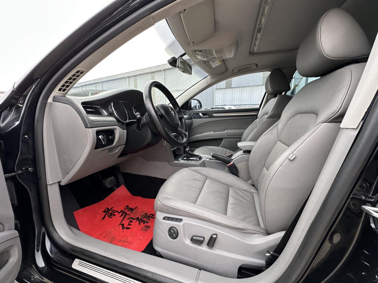 Skoda Superb 2015 thumb 7