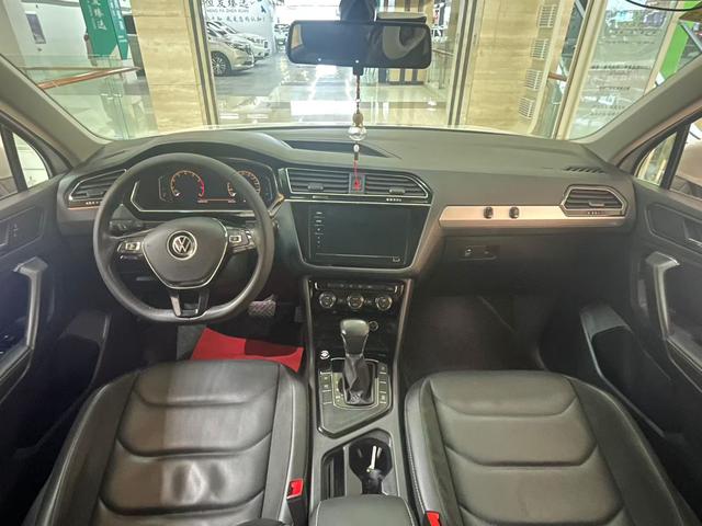 Volkswagen Tiguan 2021 thumb 4