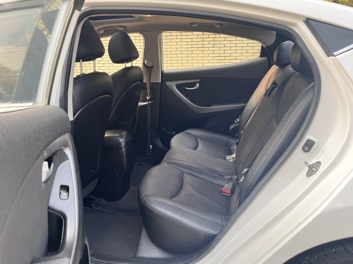 Hyundai Elantra 2017 thumb 7