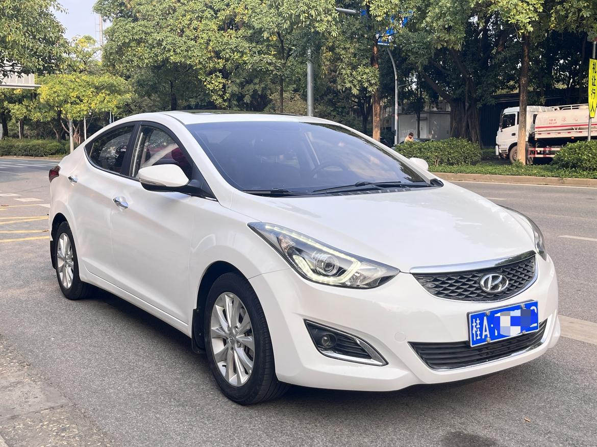 Hyundai Elantra 2017 thumb 10