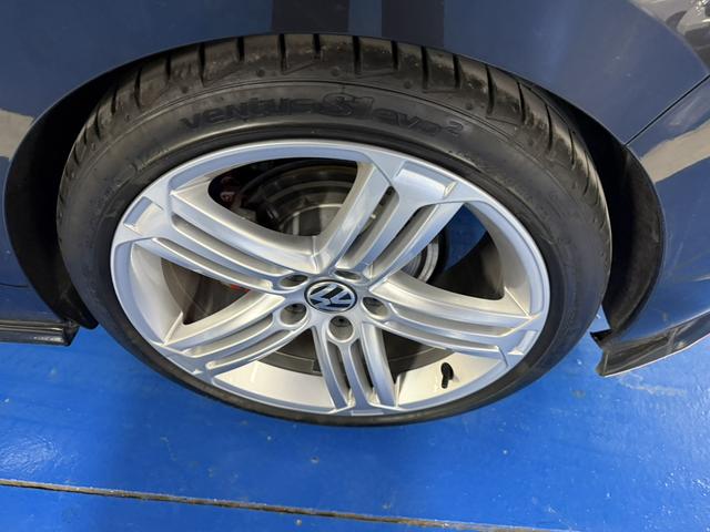 Volkswagen Golf 2023 thumb 2