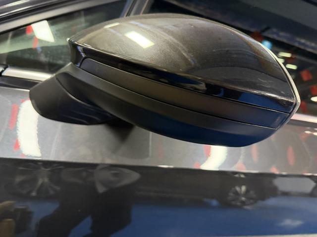 Volkswagen Golf 2023 thumb 3