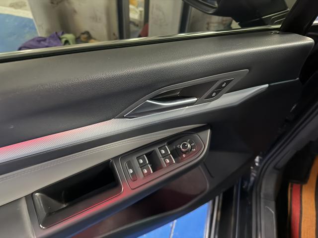 Volkswagen Golf 2023 thumb 5