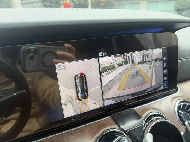 Mercedes-Benz E-Class 2019 thumb 11