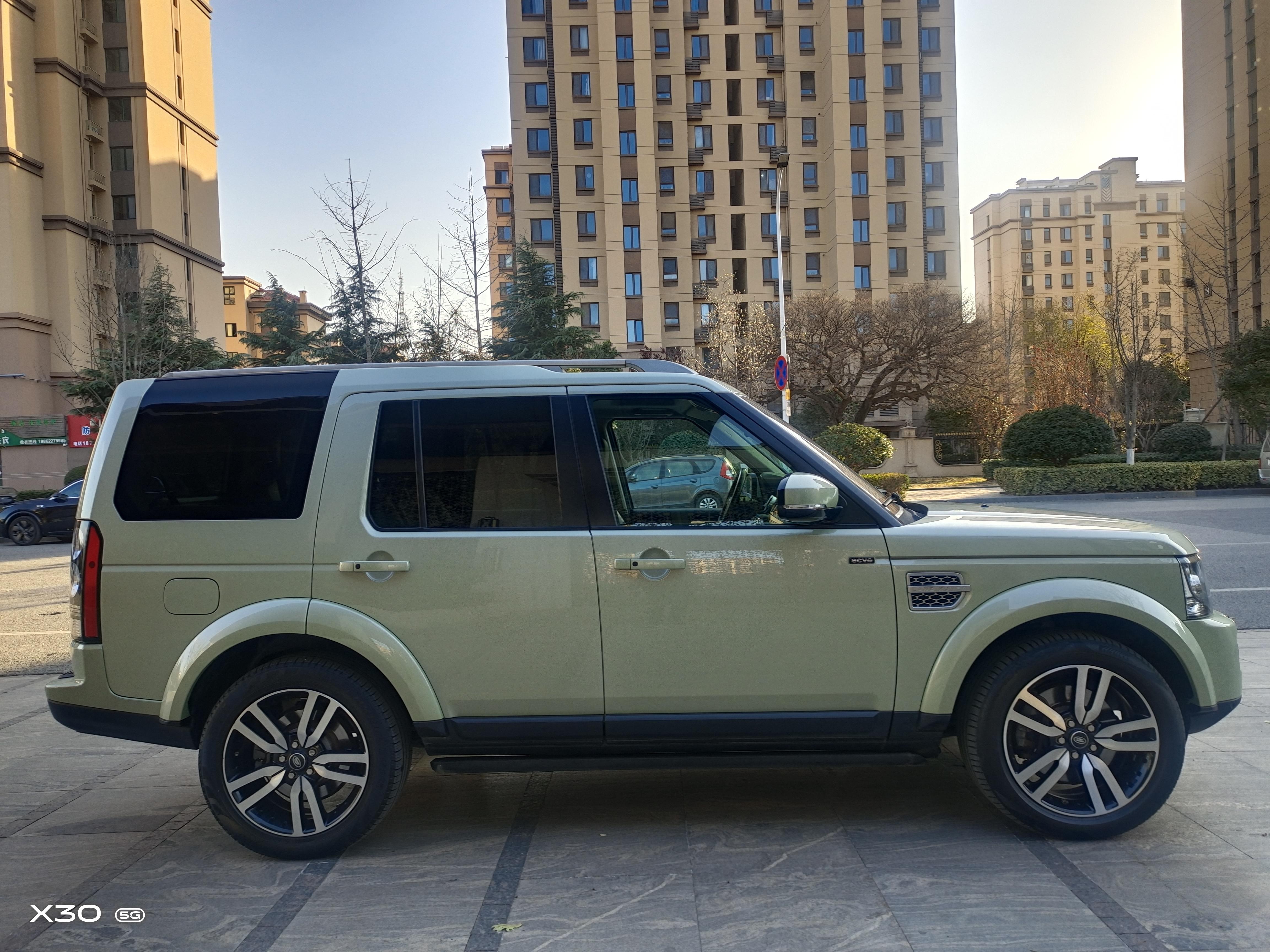 Land Rover Discovery 2014 thumb 5