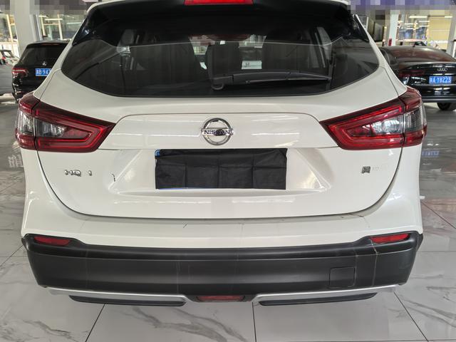 Nissan Qashqai+2 2019 thumb 2