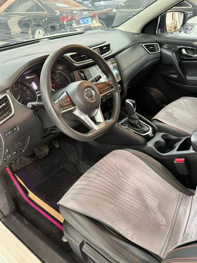 Nissan Qashqai+2 2019 thumb 6