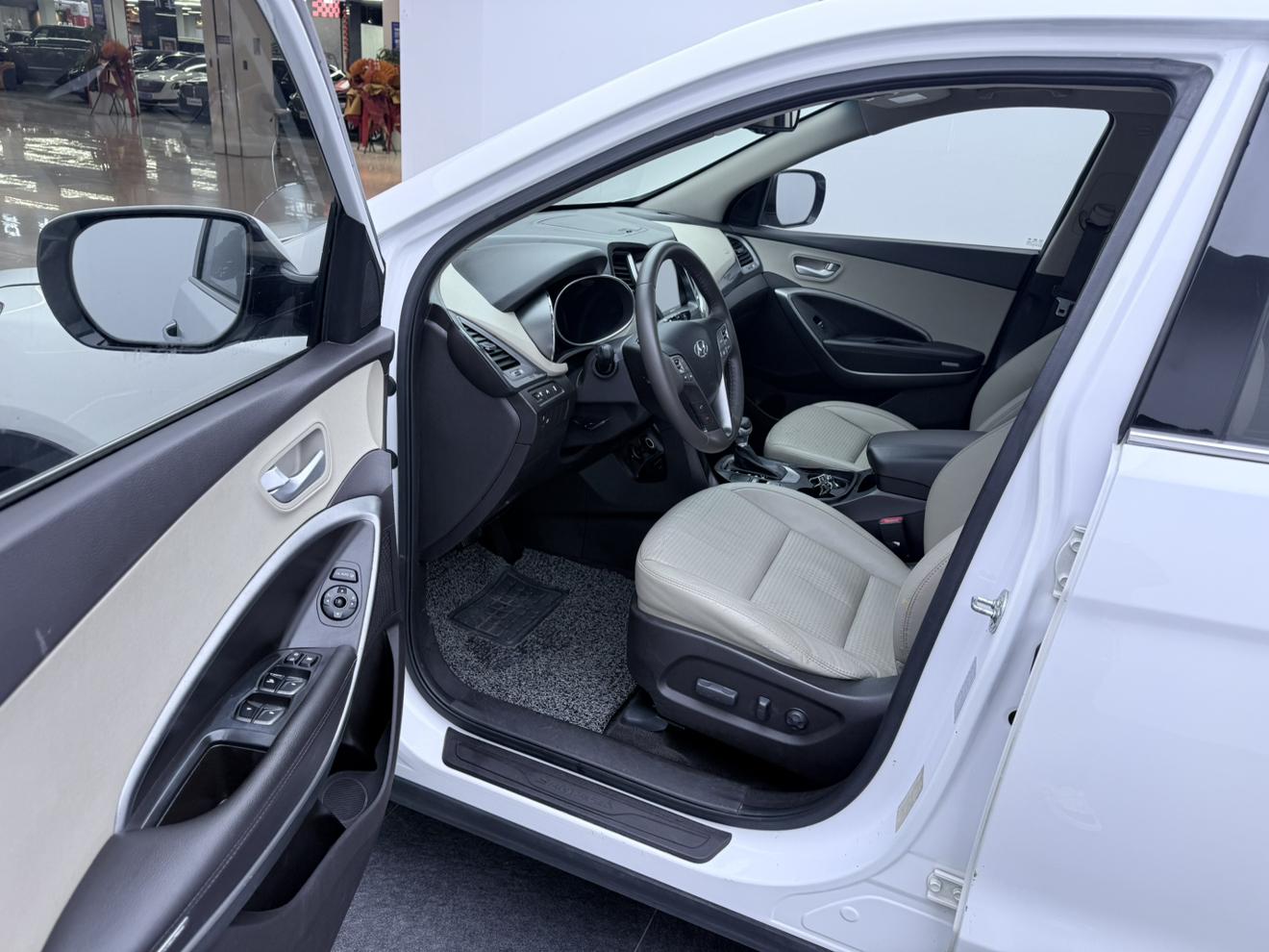 Hyundai Santa Fe 2015 thumb 8