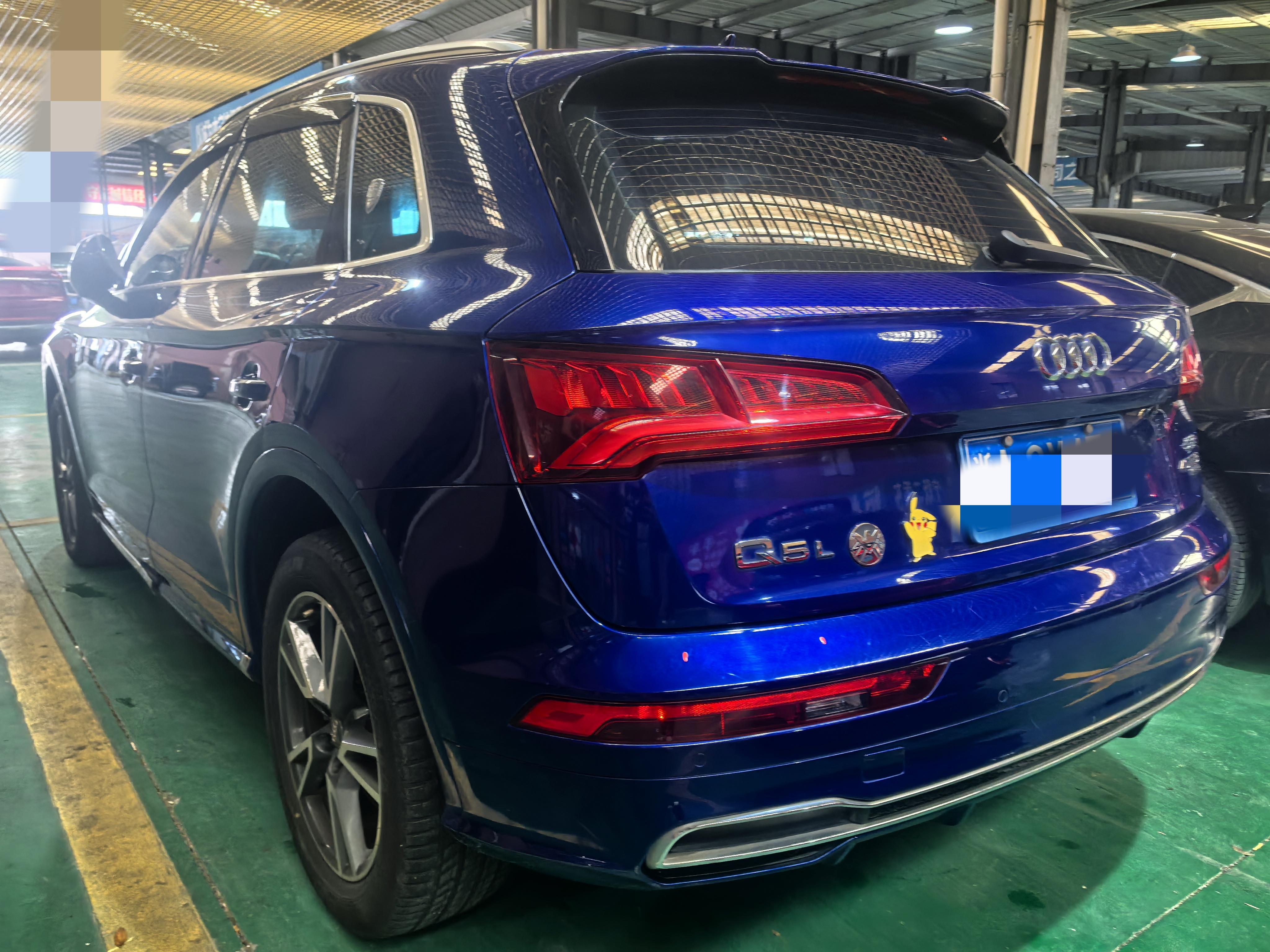 Audi Q5 2019 thumb 2