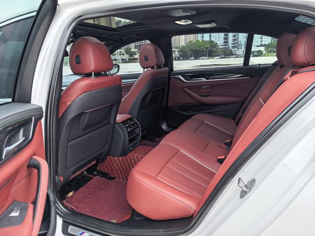 BMW 5 серии 2022 thumb 4