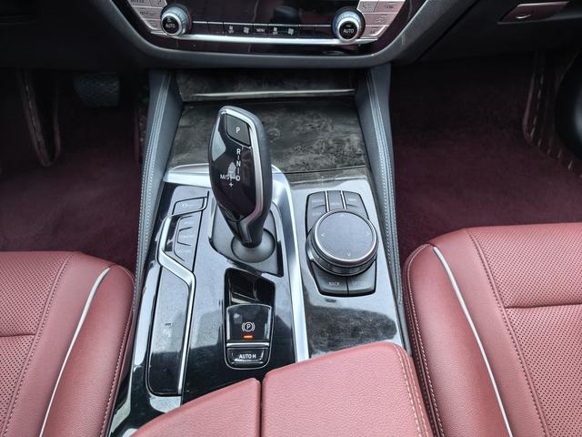 BMW 5 серии 2022 thumb 7