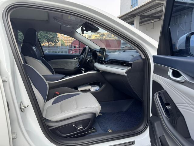 Geely Xingrui 2021 thumb 4