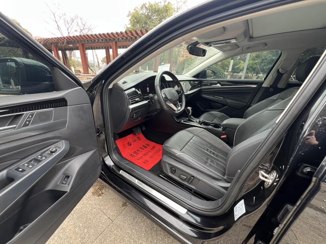Volkswagen Passat 2022 thumb 5
